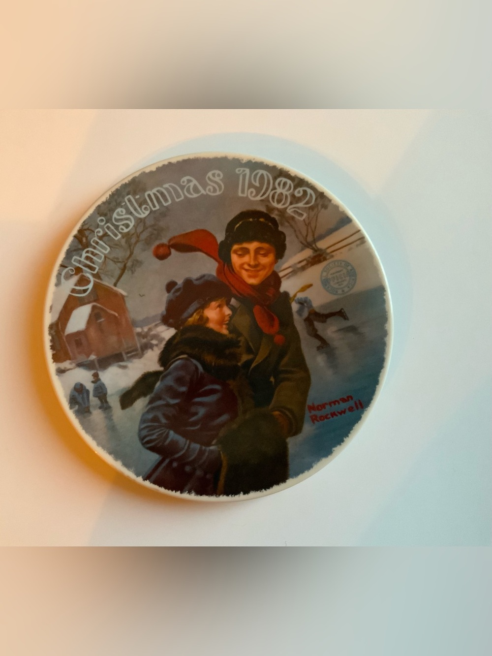 Knowles Holiday Norman Rockwell Decorative Plate